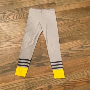 Tea Collection kids leggings. Size 8. GUC.